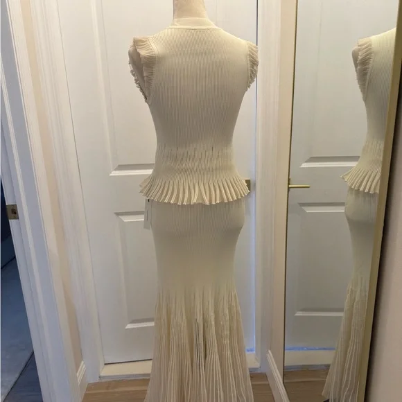 COMMENSE TOP AND SKIRT CREAM SET MEDIUM - Picture 4 of 14